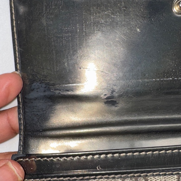 Vintage Gucci GG Plus Monogram Joy Continental
Flap Wallet - Picture 9 of 13
